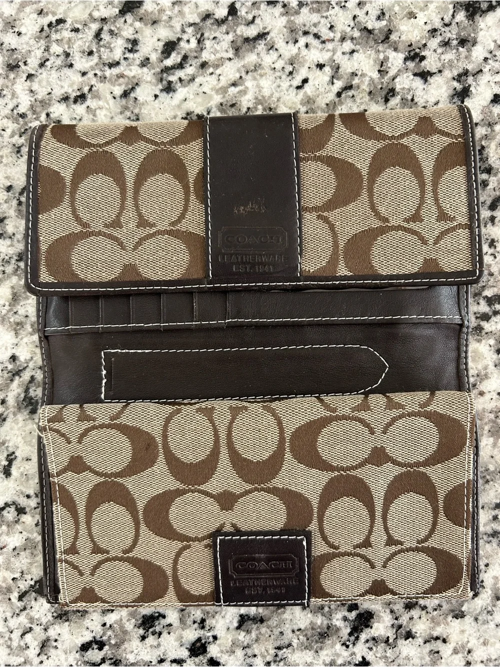 Coach Signature Soho Hobo Purse & Matching Wallet Set